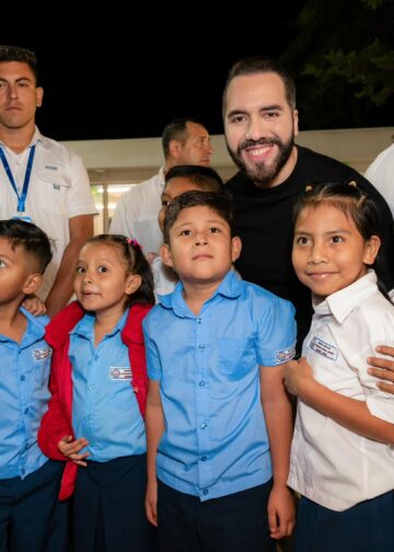 $61 millones fueron invertidos en las 70 escuelas entregadas