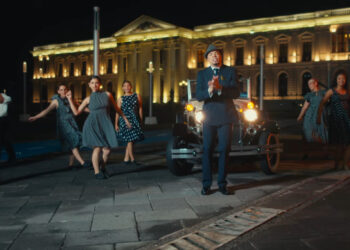 Alex Zurdo graba su nuevo videoclip en el Palacio Nacional de San Salvador