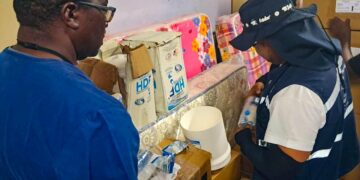 7 toneladas de medicamentos son entregados en hospital de Jamaica