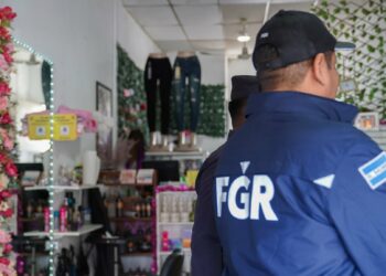 Más de 1,200 dispositivos fueron incautados a vendedores de celulares robados de Apopa