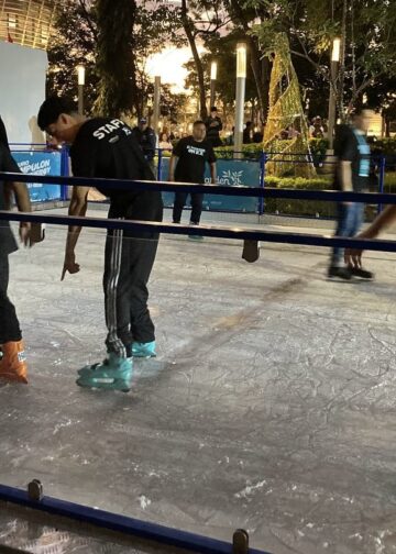 Villa navideña de Santa Tecla estrenará pista de patinaje al aire libre