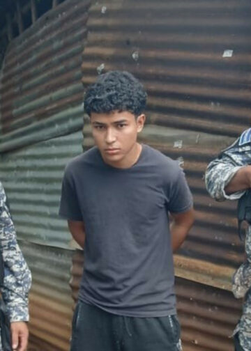 Policía captura a hombre con droga y municiones tras enfrentamiento en San Vicente