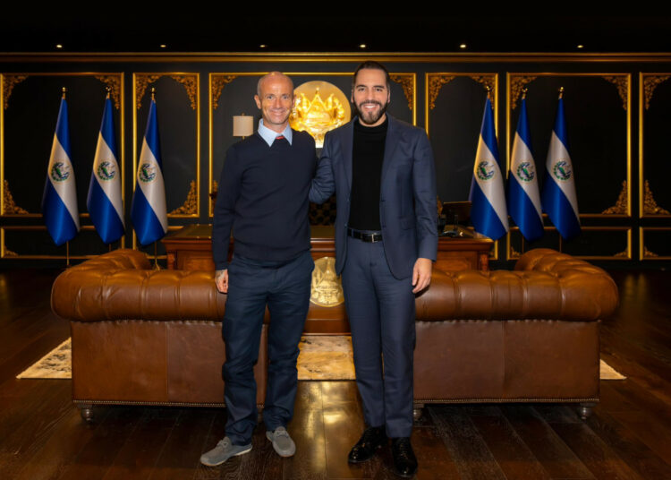 Presidentes Bukele y Niall Harbison unen esfuerzos para lanzar un programa modelo de rescate animal en El Salvador