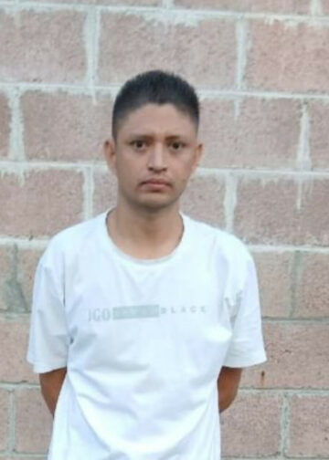 Pandillero de la MS es capturado por la Fuerza Armada y entregado a la Policía