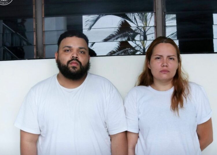 Avanza proceso contra pareja sorprendida con drogas en San Salvador