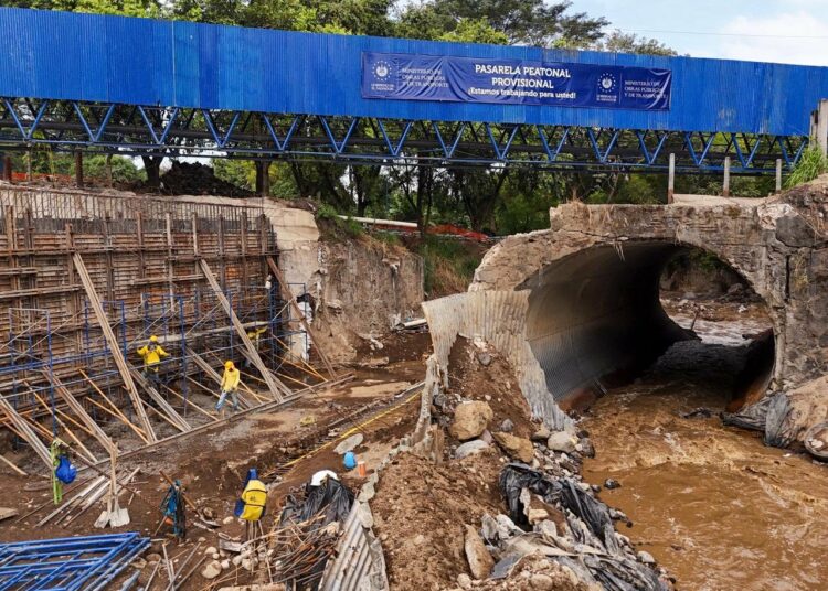 MOP avanza en la construcción de una nueva obra de paso para restaurar la conectividad en Villa Lourdes