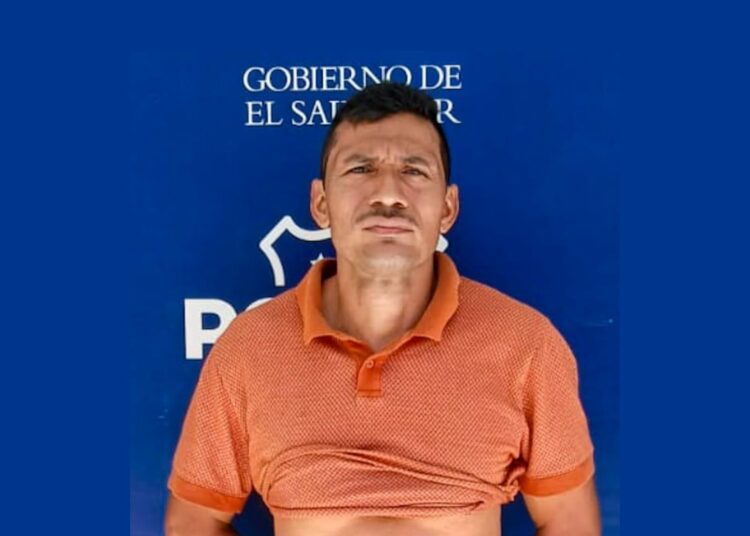 Capturan en Santa Ana a pandillero con historial por armas de guerra