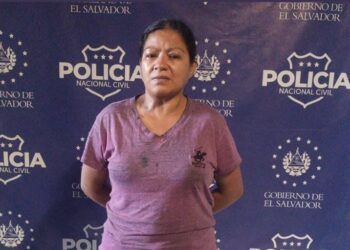 Capturan en Ciudad Merliot a pandillera de la MS13 con largo historial delictivo