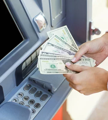 Pago anticipado de pensiones y aguinaldos queda establecido de forma permanente