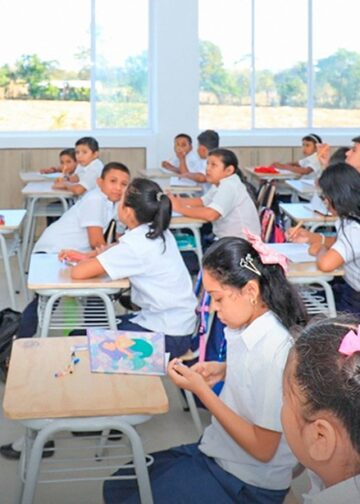 Walter Raudales critica que el Gobierno priorice construcción de escuelas sobre las verdaderas necesidades de la población