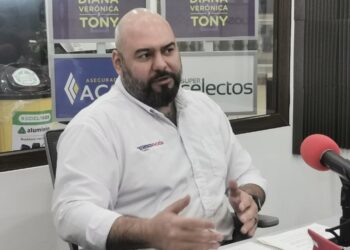 Carlos Saade confirma que ARENA competirá en elecciones del 2027