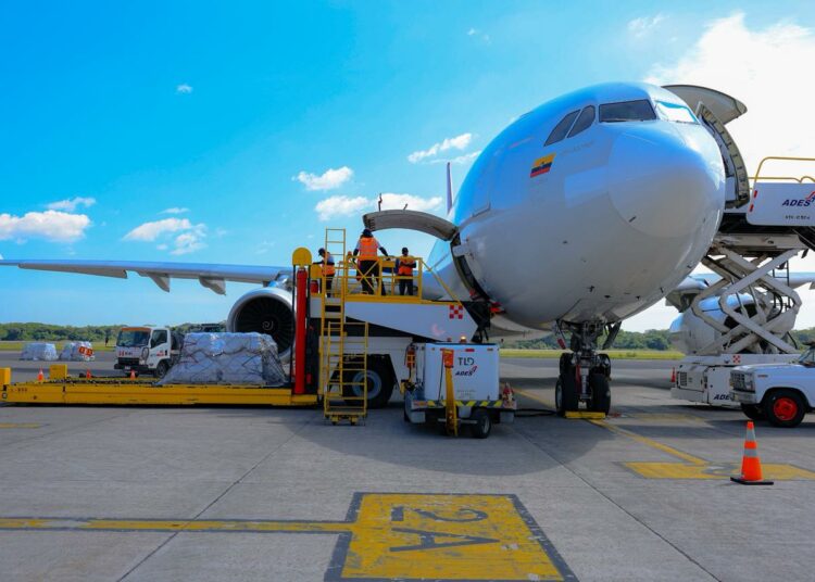 El Salvador refuerza su apoyo a Jamaica con un nuevo envío de ayuda humanitaria