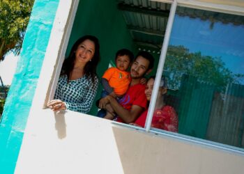 Gobierno inicia obras para mejorar más de mil viviendas en comunidades vulnerables