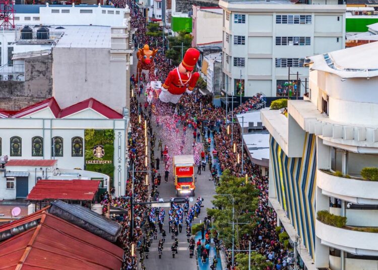 Nayib Bukele afirma que la recuperación del Centro Histórico simboliza el renacimiento de El Salvador