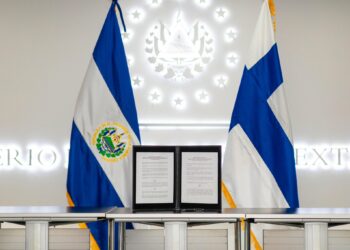 Gobierno de Nayib Bukele anuncia transformación educativa: El Salvador copiará modelo finlandés