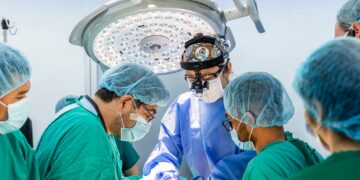 Especialistas de EEUU llegan a El Salvador para realizar cirugías reconstructivas gratis