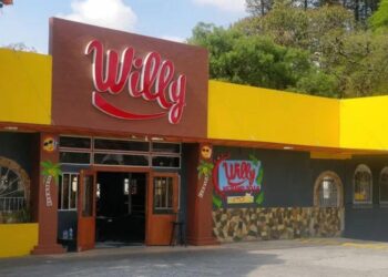Restaurante “Willy” reabre sus puertas tras cierre temporal