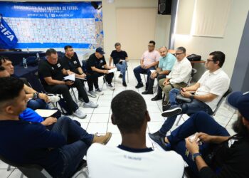 Yamil Bukele elimina dietas y viáticos para directivos de la FESFUT