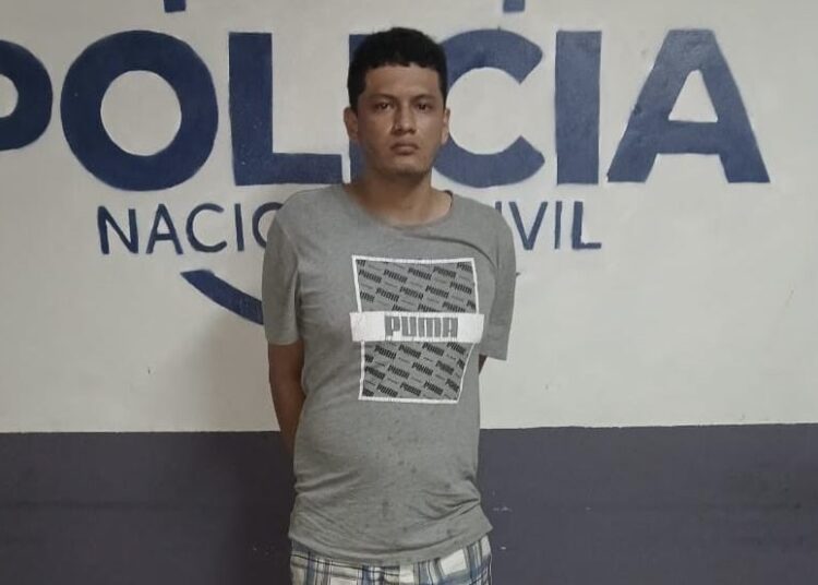 Capturan a narcomenudistas que operaban en Ciudad Arce, La Libertad
