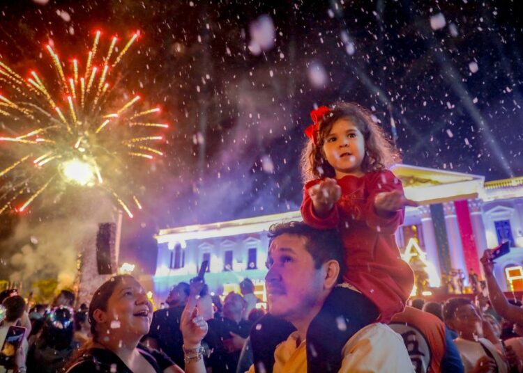 Villa Navideña del Centro Histórico se convierte en punto preferido de turistas nacionales e internacionales