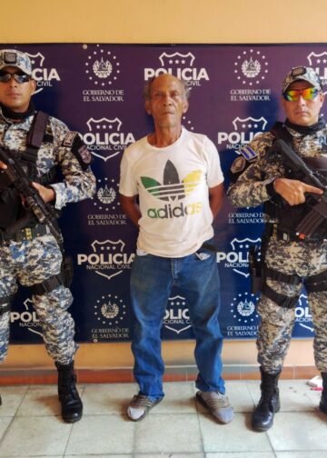 Capturan a sujeto que robó a usuarios del transporte colectivo