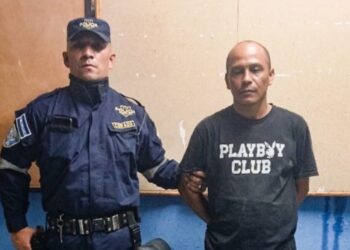 Capturan a conductor ebrio que provocó un accidente en Santa Ana