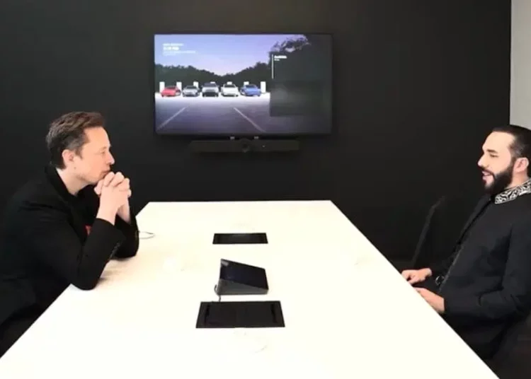 El Salvador avanza en transformación educativa con alianza junto a xAI