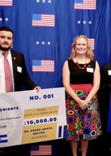 Universidades salvadoreñas otorgan nuevas becas para estudios en EE.UU. mediante el programa SASP