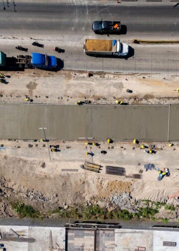 Avanza pavimentación con concreto hidráulico en el tramo de Los Chorros