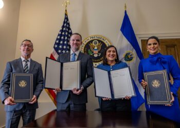 El Salvador y Estados Unidos impulsan comercio recíproco regional