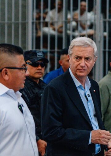 Resalta transformación de El Salvador presidente electo de Chile