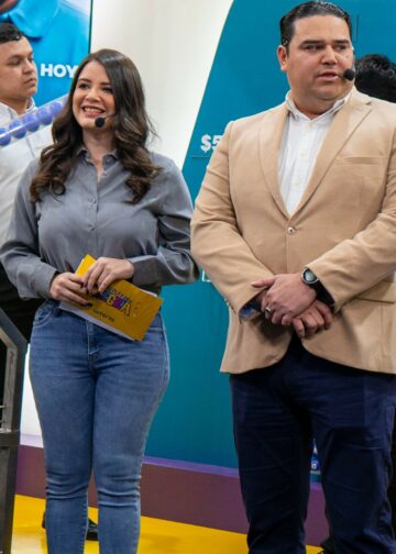 LOTRA dedica su sorteo N.° 435 al 46.º aniversario del Aeropuerto Internacional de El Salvador