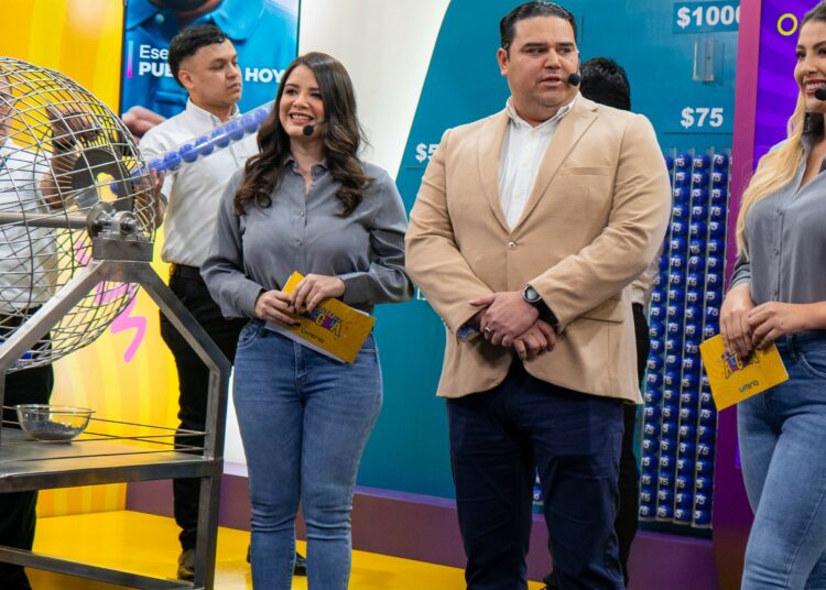 LOTRA dedica su sorteo N.° 435 al 46.º aniversario del Aeropuerto Internacional de El Salvador