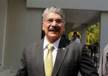 Norman Quijano reconoció que salió hacia Honduras tras ser alertado del proceso judicial en su contra