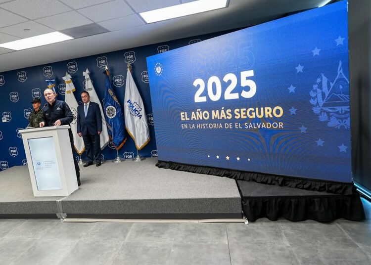 El Salvador cierra 2025 con reducción drástica de homicidios y cero impunidad