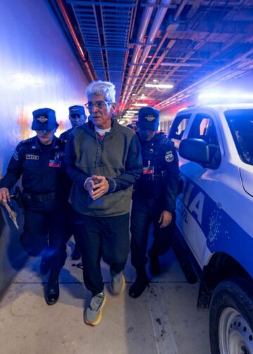 Norman Quijano ingresa al sistema penitenciario y queda recluido en celda