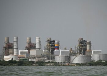 EEUU mantendrá el control del petróleo venezolano de forma indefinida