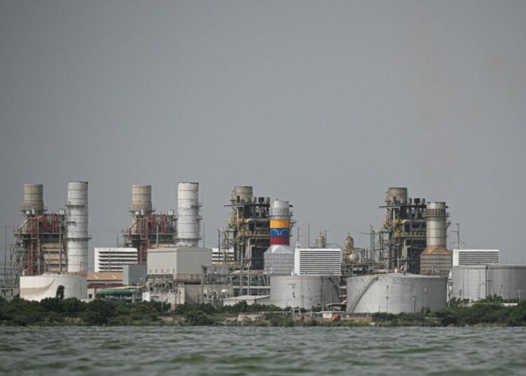 EEUU mantendrá el control del petróleo venezolano de forma indefinida