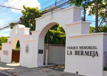 Mascotas tendrán espacio digno dentro de cementerio La Bermeja