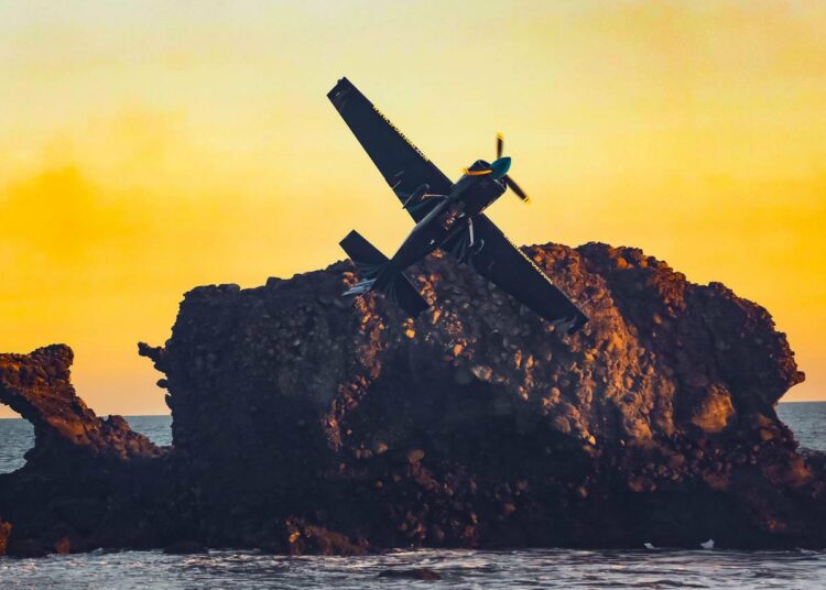 Playa El Tunco alberga demostración aérea como antesala del Ilopango Air Show 2026