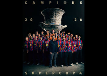 Barcelona se impone al Real Madrid y levanta la Supercopa de España