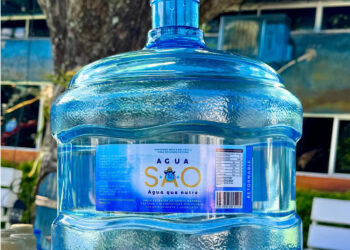 Alcaldía de Santa Ana Oeste lanza «AGUA SAO»: garrafones a solo $1.75