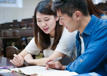 China desbanca a EE. UU.: universidades chinas lideran ranking de producción científica