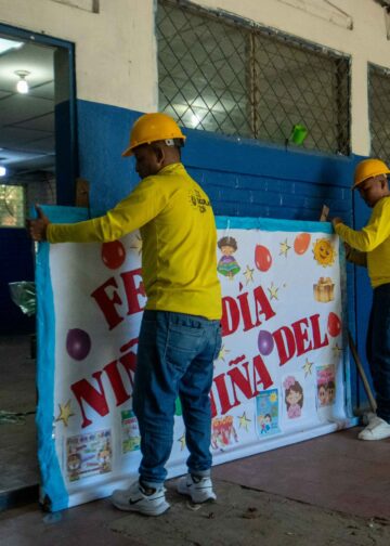 Centro Escolar Valle El Matazano inicia proceso de renovación como parte del programa Dos Escuelas X Día