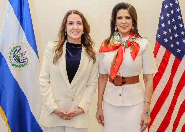 El Salvador consolida alianzas en Washington para combatir el narcotráfico convirtiéndose en la Muralla del Pacífico