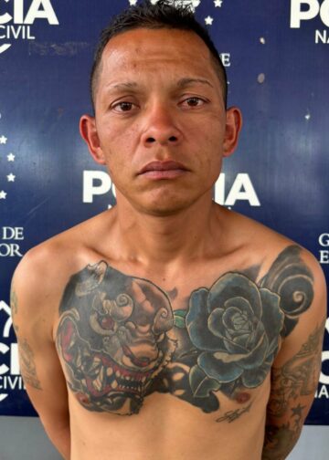 Pandillero intentó ocultar tatuajes, pero ya estaban en registros policiales