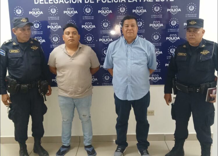 Agentes de tránsito de La Paz destituidos tras agredir a ciudadano durante procedimiento