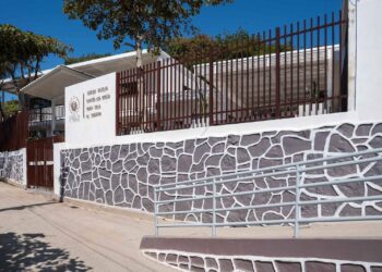 Proyecto “Dos Escuelas por Día” sigue impulsando la modernización educativa en El Salvador