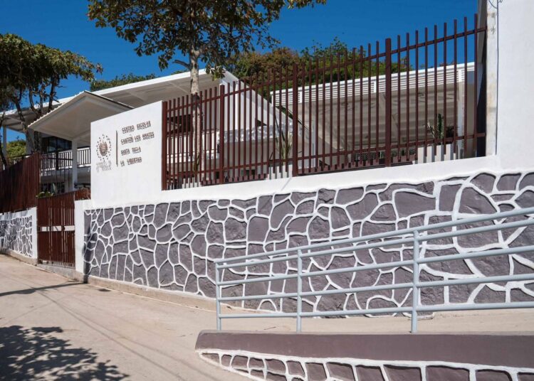 Proyecto “Dos Escuelas por Día” sigue impulsando la modernización educativa en El Salvador