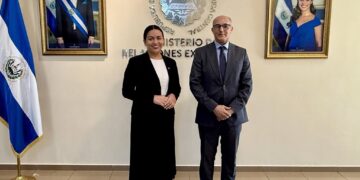 El Salvador y Marruecos fortalecen lazos diplomáticos en materia migratoria